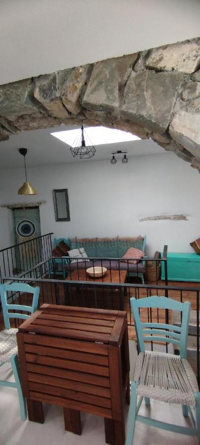 The Village House Kerames Ngoại thất bức ảnh